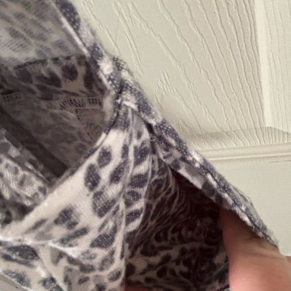 DayTrip Youth Leopard Jogger Overalls, Sz Medium - Picture 14 of 16